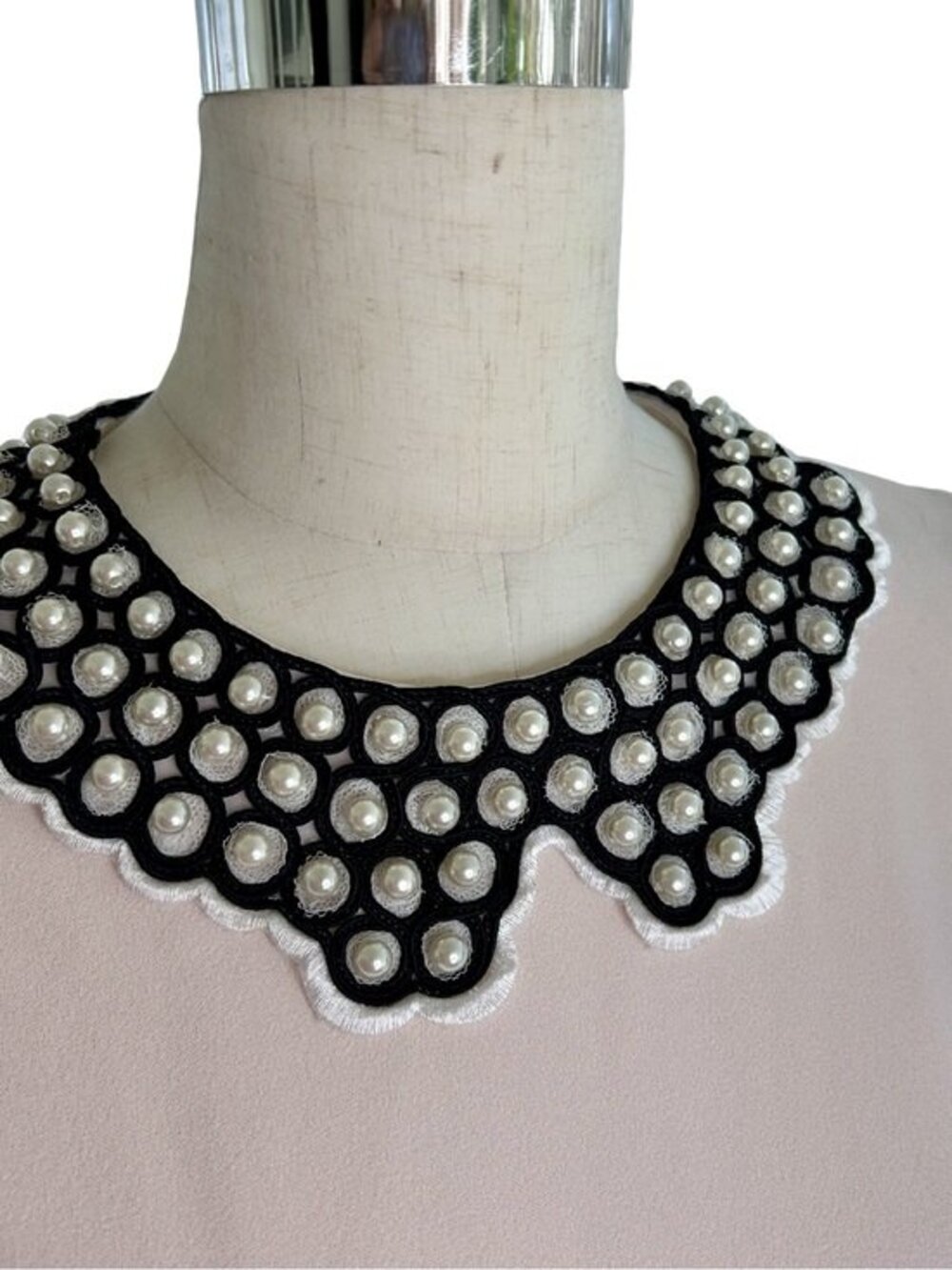 Elegant Betsy Johnson Sleeveless Pink Dress with Beaded Collar —New - Picture 5 of 8